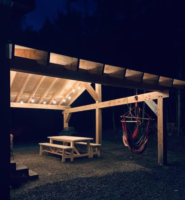 Chalet Deschamps- Spa- Chien Accepte- Nature- Estrie Mansonville Exterior foto